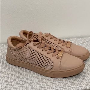 Kenneth Cole Sneakers size 7.5